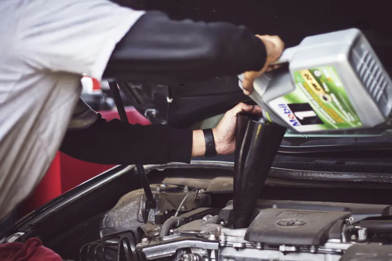 Wholesale quotations for used-car dealers